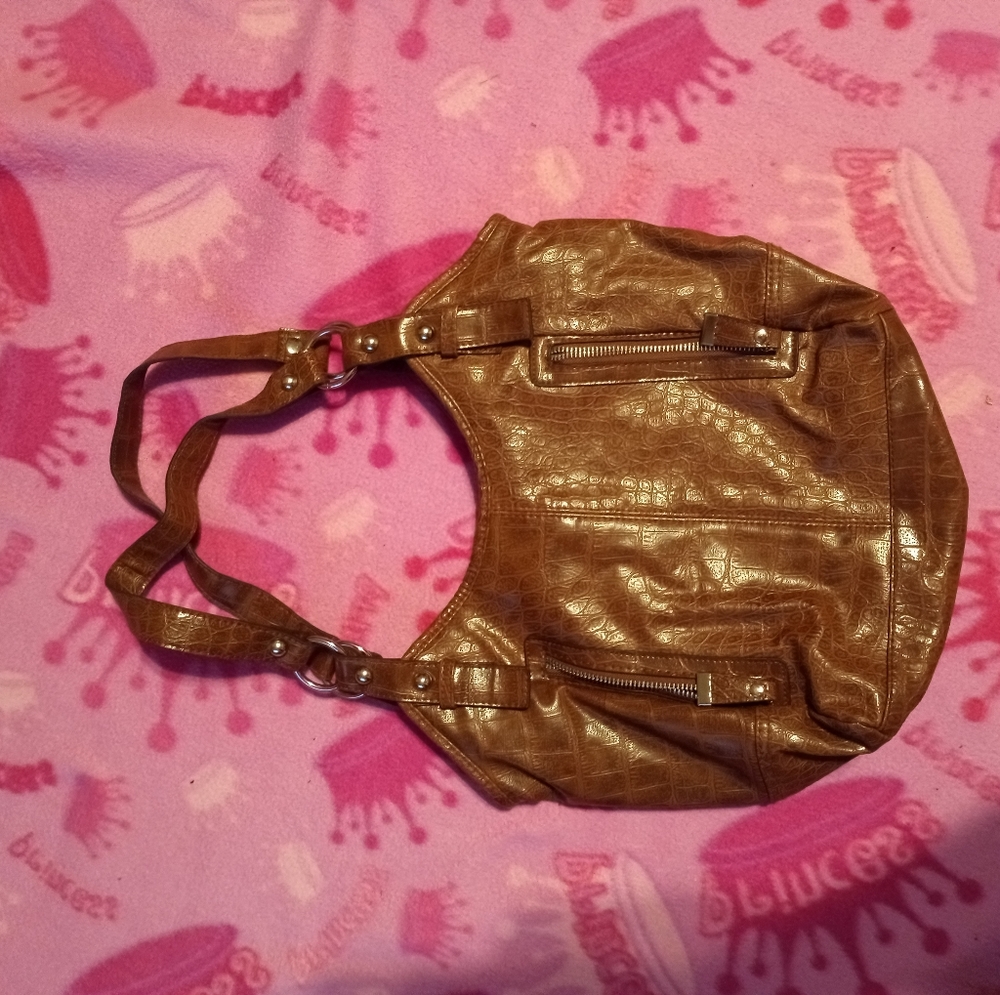Bueno Purse